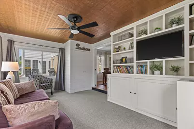 2537 N 84th St, Wauwatosa, WI 53226 - Photo 9