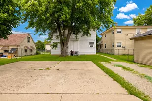 5663 N 64th St, Milwaukee, WI 53218 - Photo 21