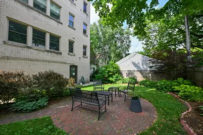 2230 E Bradford Ave #H, Milwaukee, WI 53211 - Photo 35