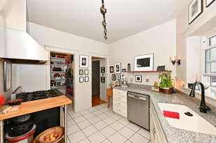 2230 E Bradford Ave, Milwaukee, WI 53211 - Photo 9
