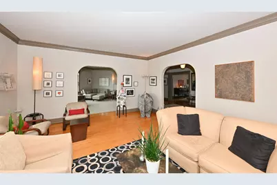 2230 E Bradford Ave #H, Milwaukee, WI 53211 - Photo 3