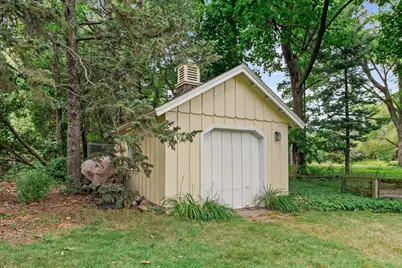 7307 N Bridge Ln, Fox Point, WI 53217 - Photo 73