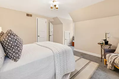 7307 N Bridge Ln, Fox Point, WI 53217 - Photo 67