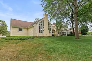 7307 N Bridge Ln, Fox Point, WI 53217 - Photo 71
