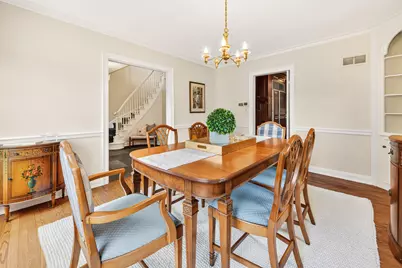 7307 N Bridge Ln, Fox Point, WI 53217 - Photo 35