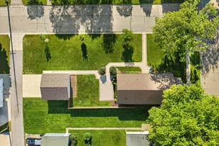 403 Walworth St, Lake Geneva, WI 53147 - Photo 3