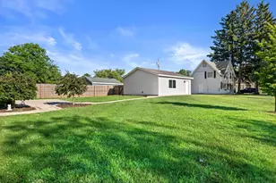 403 Walworth St, Lake Geneva, WI 53147 - Photo 43
