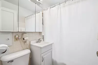 2879 S 91st St, West Allis, WI 53227 - Photo 13