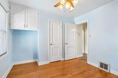 2879 S 91st St, West Allis, WI 53227 - Photo 15