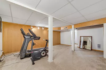 610 N 119th St, Wauwatosa, WI 53226 - Photo 23