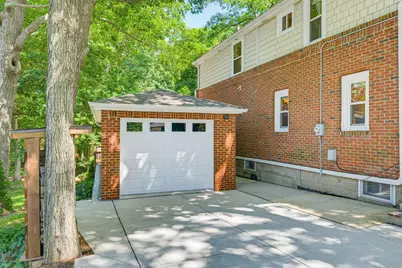 610 N 119th St, Wauwatosa, WI 53226 - Photo 25