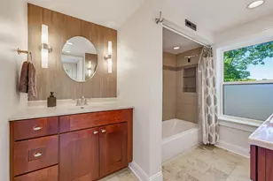 610 N 119th St, Wauwatosa, WI 53226 - Photo 15