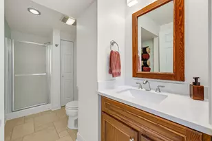 610 N 119th St, Wauwatosa, WI 53226 - Photo 5