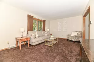 9140 Morgan Ct, Racine, WI 53126 - Photo 11