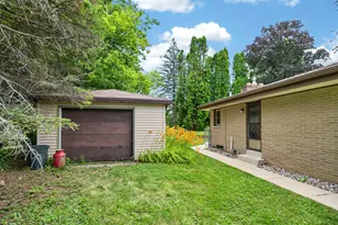 8930 S 21st St, Oak Creek, WI 53154 - Photo 35