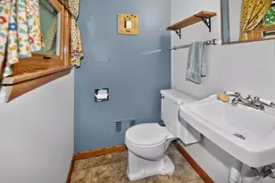 8930 S 21st St, Oak Creek, WI 53154 - Photo 19