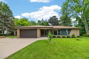 8930 S 21st St, Oak Creek, WI 53154 - Photo 43