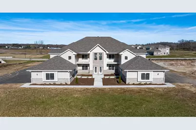 1616  Grey Fox Trl #E, Mukwonago, WI 53149 - Photo 3