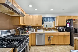 1302 Franklin St, Racine, WI 53403 - Photo 5