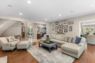 11885 25th Ct, Pleasant Prairie, WI 53158 - Photo 9