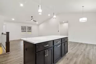 1530 Waldenberger Rd, Holmen, WI 54636 - Photo 9