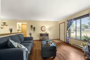 160 S Maple Ave, Slinger, WI 53086 - Photo 5