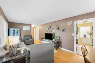 9600 W Nash St, Milwaukee, WI 53222 - Photo 3