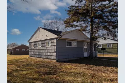 6001 W Carmen Ave, Milwaukee, WI 53218 - Photo 3