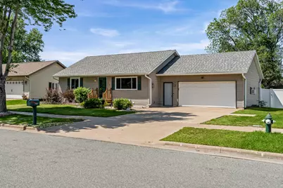 749  Troy St, Onalaska, WI 54650 - Photo 1