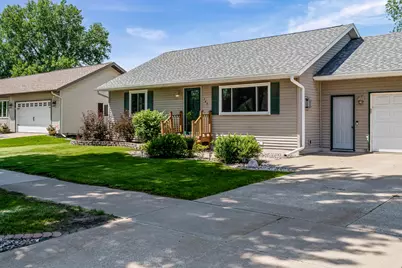 749  Troy St, Onalaska, WI 54650 - Photo 5