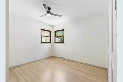 1939 S 97th St, West Allis, WI 53227 - Photo 11