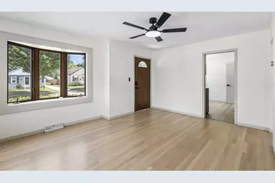 1939 S 97th St, West Allis, WI 53227 - Photo 5