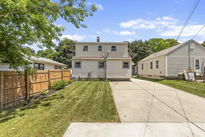 1939 S 97th St, West Allis, WI 53227 - Photo 3