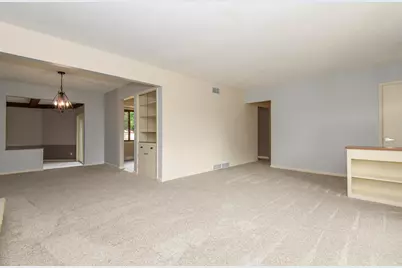 2985 S 126th St, New Berlin, WI 53151 - Photo 11