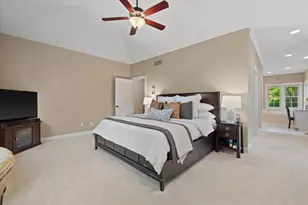 N29W30593 Foxwood Dr, Delafield, WI 53072 - Photo 33