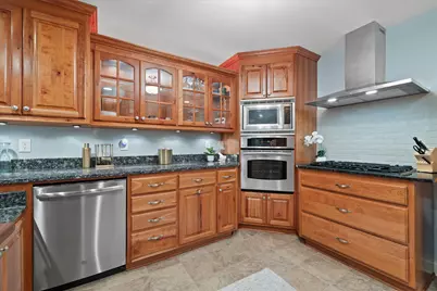 N29W30593  Foxwood Dr, Delafield, WI 53072 - Photo 43