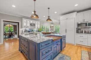 N29W30593 Foxwood Dr, Delafield, WI 53072 - Photo 5