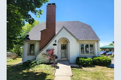 1604  Main St, Racine, WI 53182 - Photo 1