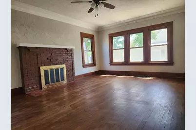 1604  Main St, Racine, WI 53182 - Photo 5