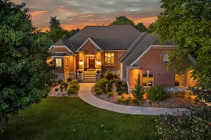 1168 Mary Hill Cir, Hartland, WI 53029 - Photo 93