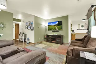 1849 Parknoll Ln, Port Washington, WI 53074 - Photo 3
