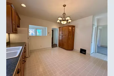 1220 N 15th St, Sheboygan, WI 53081 - Photo 9