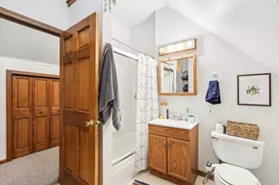 1848 N Cambridge Ave, Milwaukee, WI 53202 - Photo 33