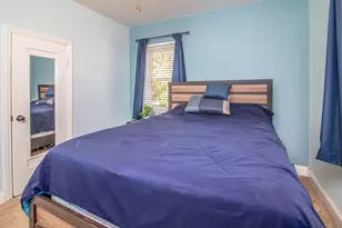 11729 W Washington St, West Allis, WI 53214 - Photo 9