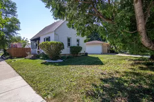 11729 W Washington St, West Allis, WI 53214 - Photo 19