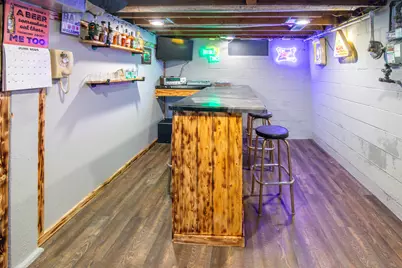 11729 W Washington St, West Allis, WI 53214 - Photo 15