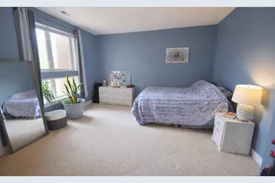 15295 W Library Ln #213, New Berlin, WI 53151 - Photo 7
