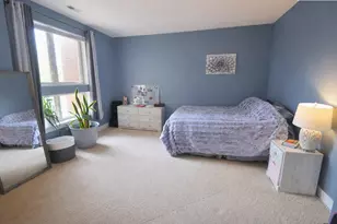 15295 W Library Ln, New Berlin, WI 53151 - Photo 7