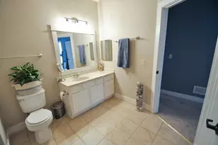 15295 W Library Ln, New Berlin, WI 53151 - Photo 9