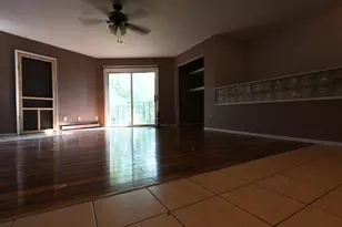 W169N11588 Biscayne Dr, Germantown, WI 53022 - Photo 11